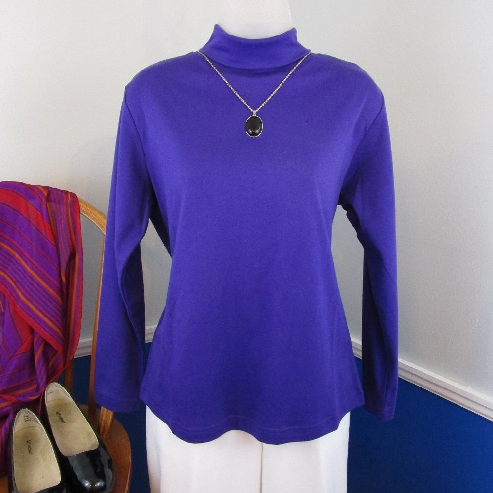 🌺HP🌺 NWOT BFA Classics Basic Purple T-Neck Top